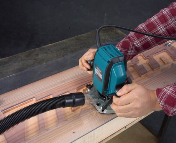 PLUNGE ROUTER RP0900 - Image 3